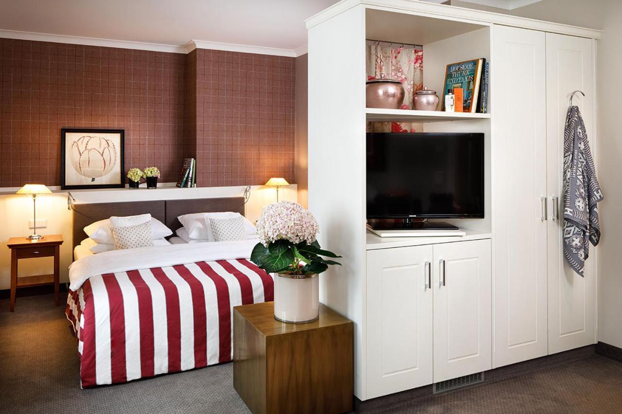 Hotel Goliath Am Dom เรเกนส์บวร์ก ภายนอก รูปภาพ