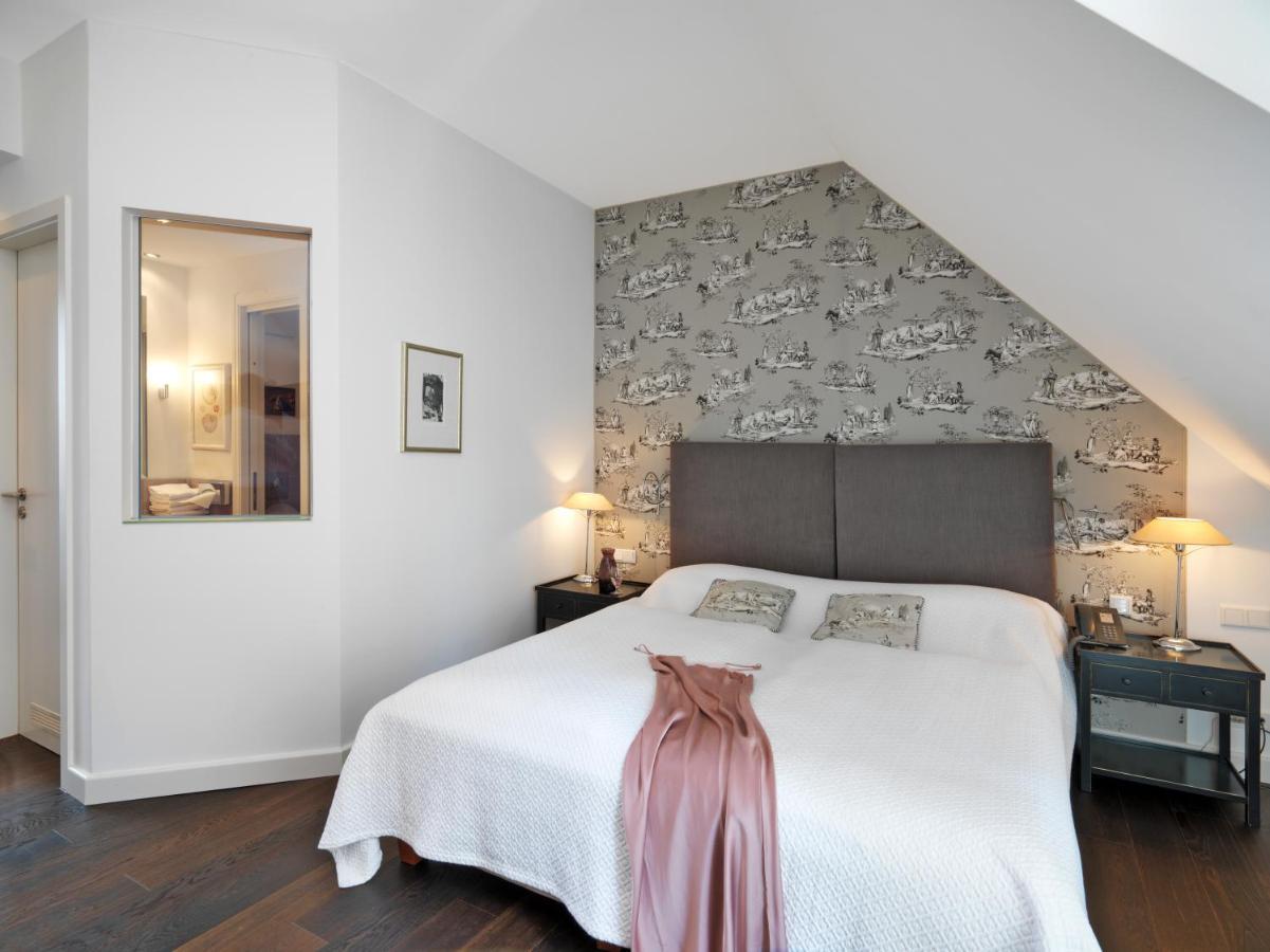 Hotel Goliath Am Dom เรเกนส์บวร์ก ภายนอก รูปภาพ