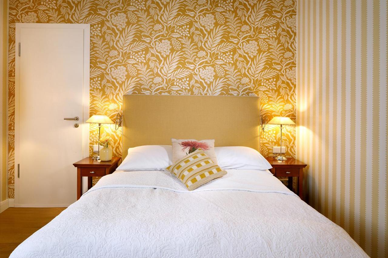 Hotel Goliath Am Dom เรเกนส์บวร์ก ภายนอก รูปภาพ